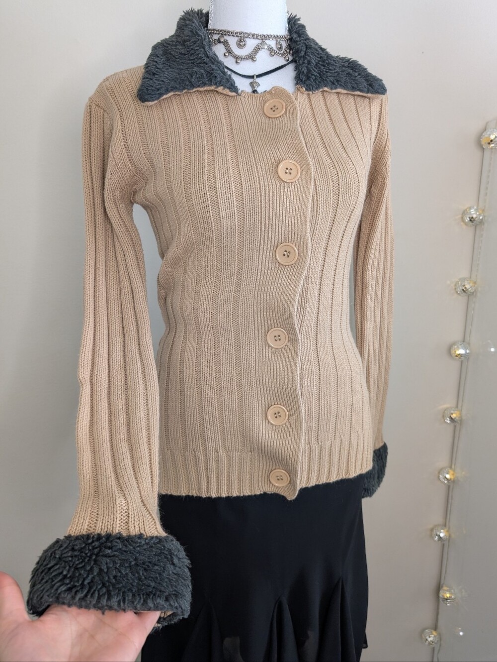 Beige Ribbed Button-Up Cardigan with Gray Faux Fur Trim